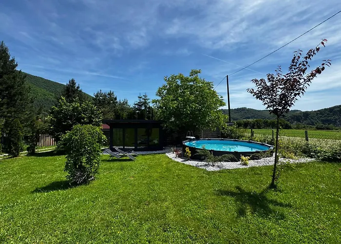 Residence Wood Pool & Spa